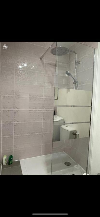 New! Charmant T2 Idealement Situe Au Coeur Du Centre Historique. เอ็ก-ซอง-โพรวองซ์ ภายนอก รูปภาพ